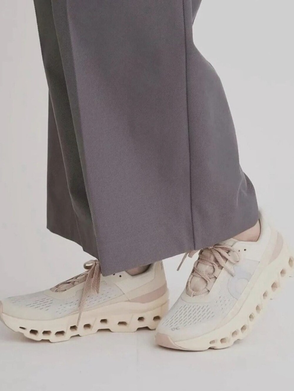 On Running Women's Cloudmonster Sneakers in Cream and Soft Pink/beige